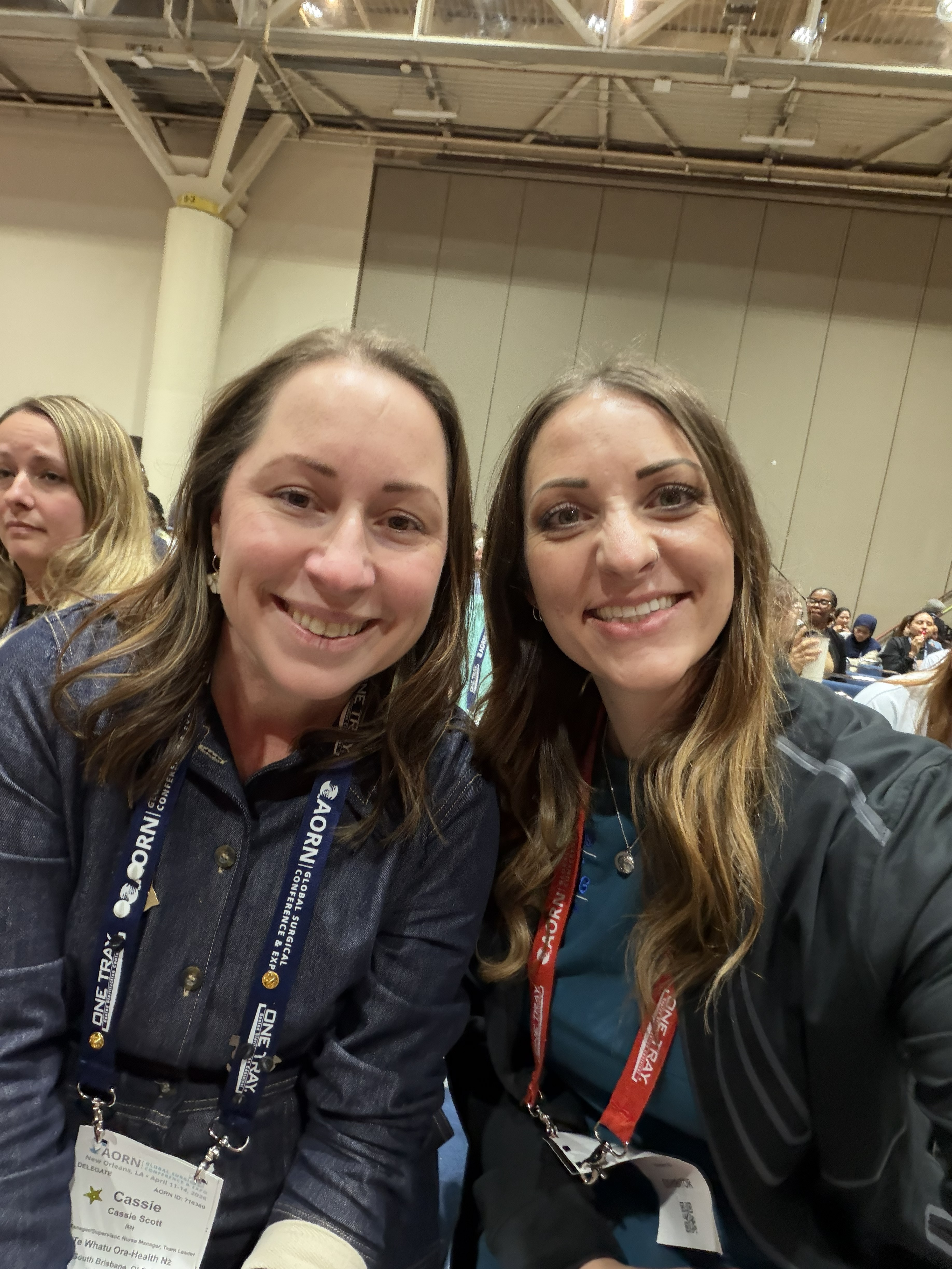 Alyssa Ellis with members of the surgical community